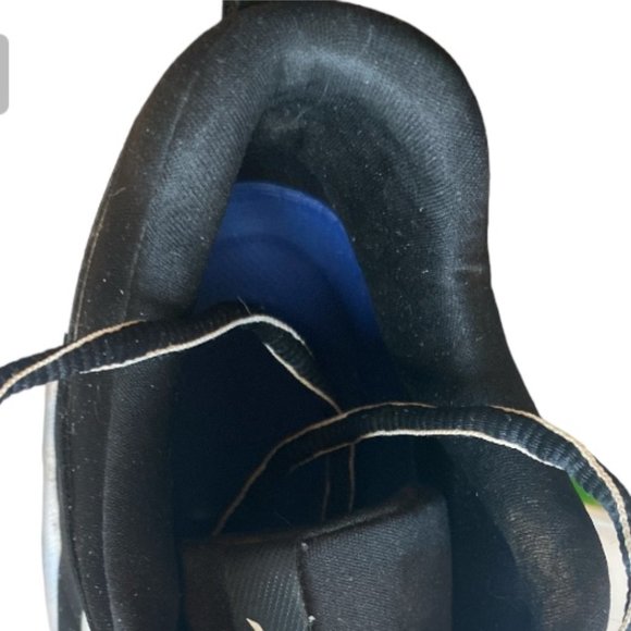 Mizuno Ambition 2 All Surface Women's Turf Shoes, 320640, Size 7.5 - Picture 4 of 7